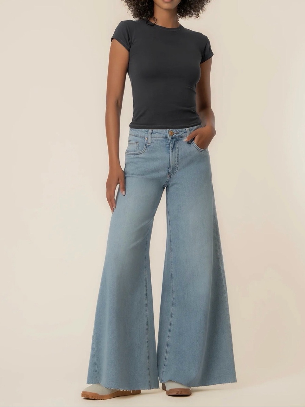 KUT from the Kloth Blake Fab Ab High Rise Super Wide Leg Raw Hem Jeans Women’s